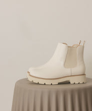 Load image into Gallery viewer, Chelsea Boots
